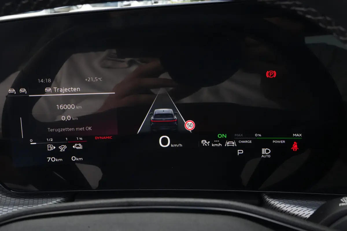 2.0 TFSI e-hybrid quattro S edition Sportback | 299PK | Pano | 360° | 21" | Keyless | S Line | Tech Plus | Audi Q5 Sportback S edition 299 PK Plug-in Hybrid met 2.0 viercilinder, panoramada