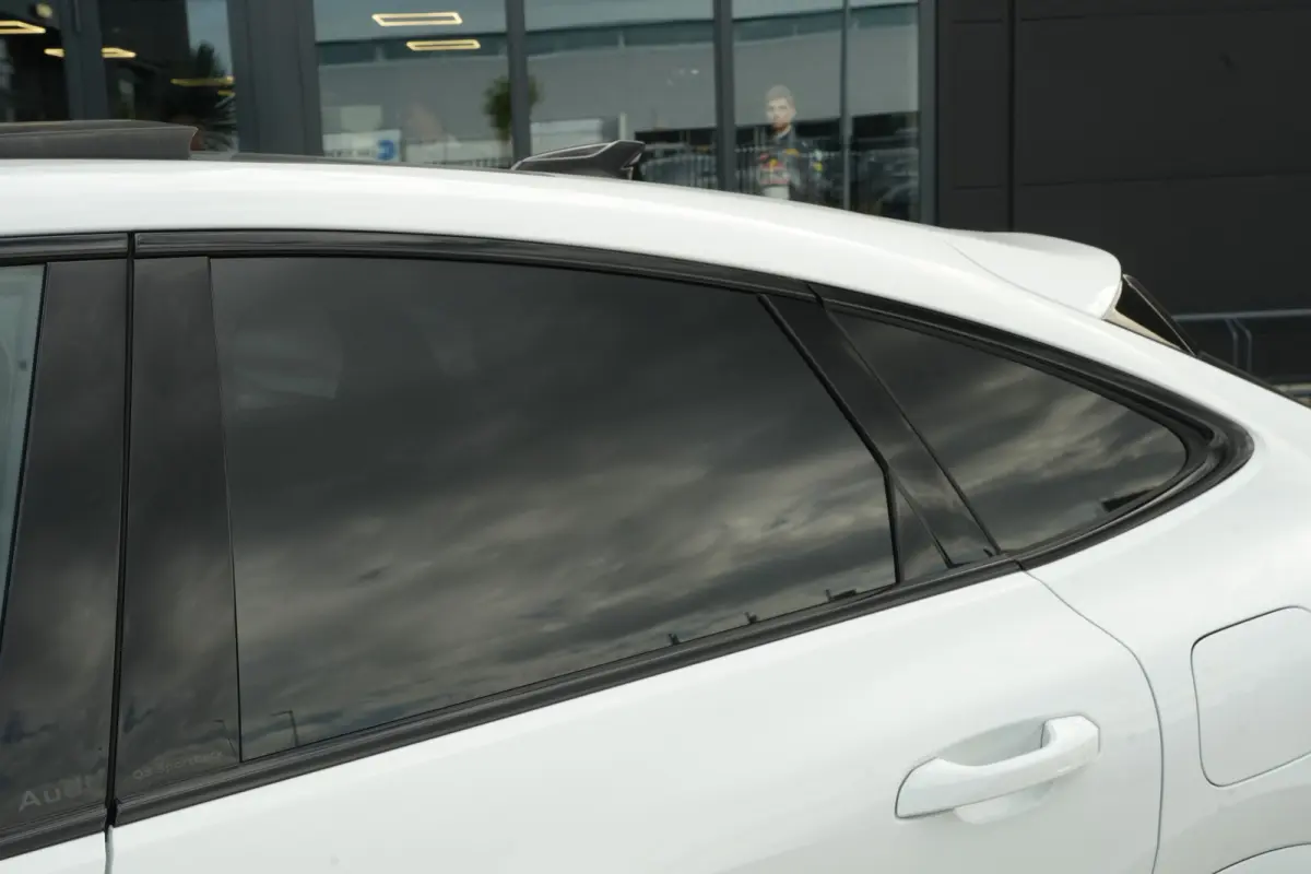 2.0 TFSI e-hybrid quattro S edition Sportback | 299PK | Pano | 360° | 21" | Keyless | S Line | Tech Plus | Audi Q5 Sportback S edition 299 PK Plug-in Hybrid met 2.0 viercilinder, panoramada