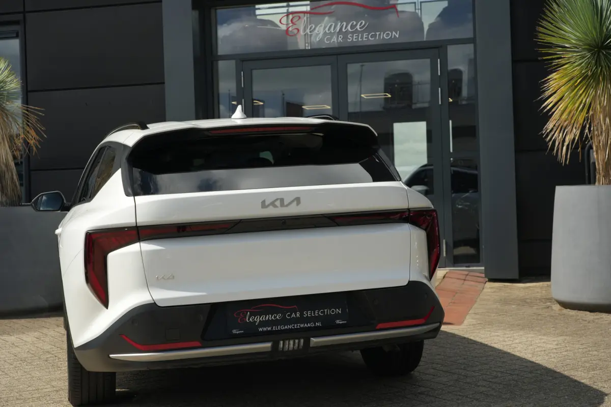 Sportswagon 1.6 T-GDi MHEV GT-Line Launch Edition | 150PK | Navi | Stoelverwarming | Camera | ACC | Kia K4 Sportswagon GT-Line 150 PK Mild Hybrid met 1.6 viercilinder, navigatie, stoelverwar