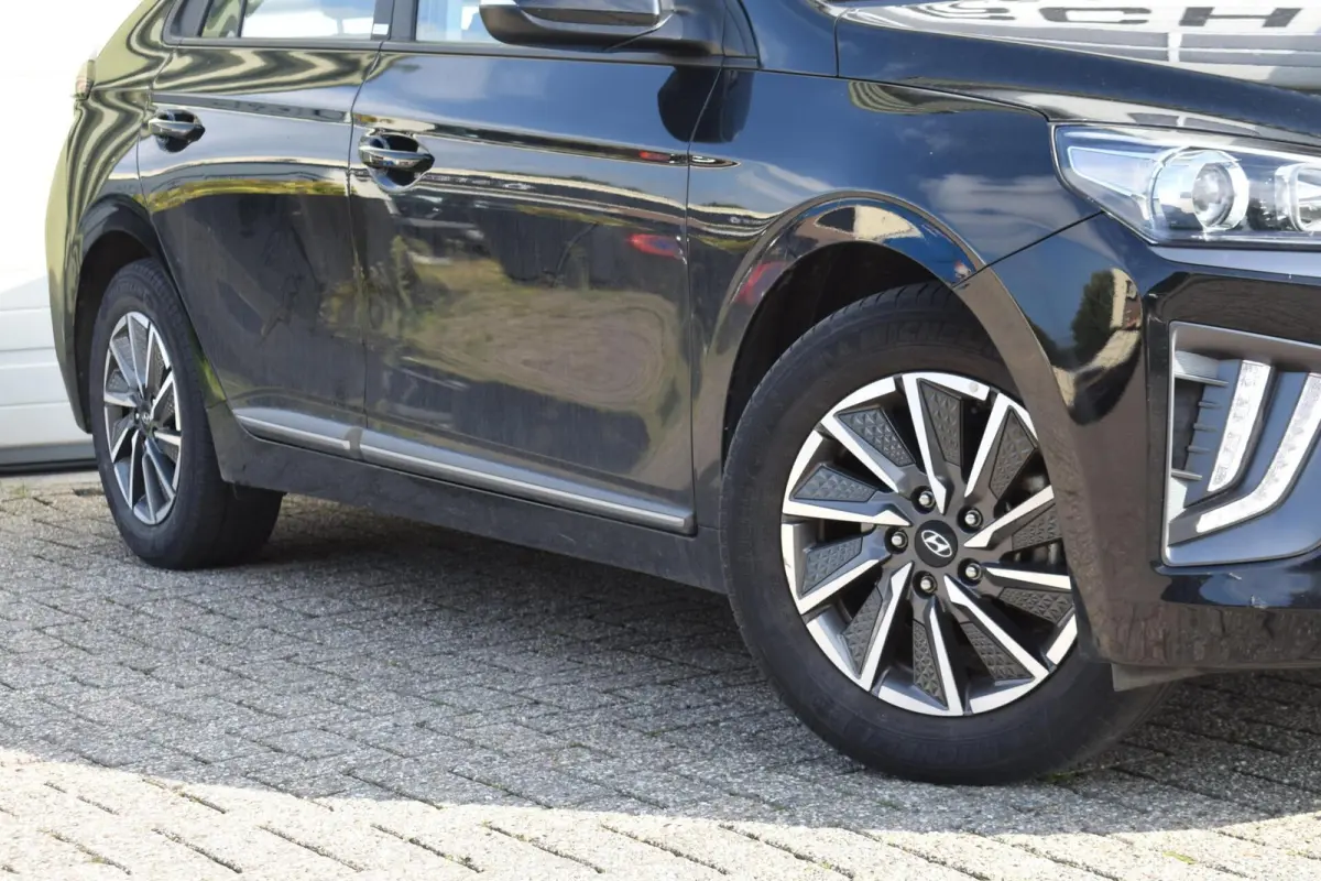 i-Motion EV 38 kWh | Camera | Keyless | Carplay |