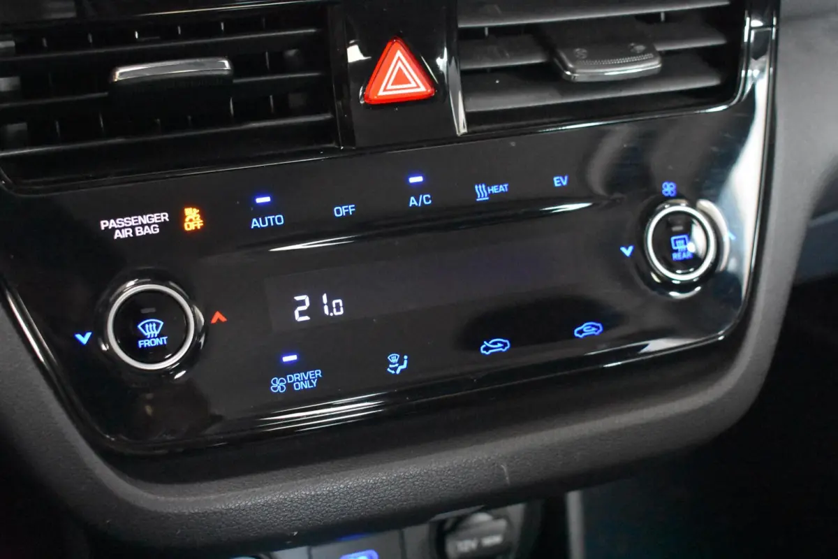 i-Motion EV 38 kWh | Camera | Keyless | Carplay |