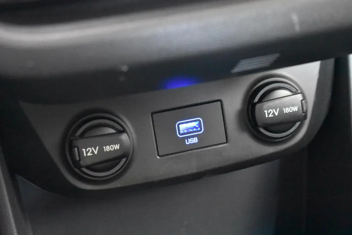 i-Motion EV 38 kWh | Camera | Keyless | Carplay |