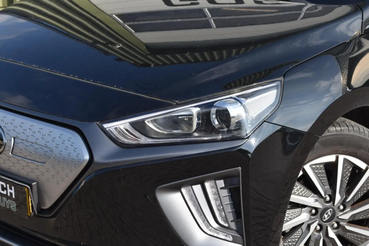 i-Motion EV 38 kWh | Camera | Keyless | Carplay |
