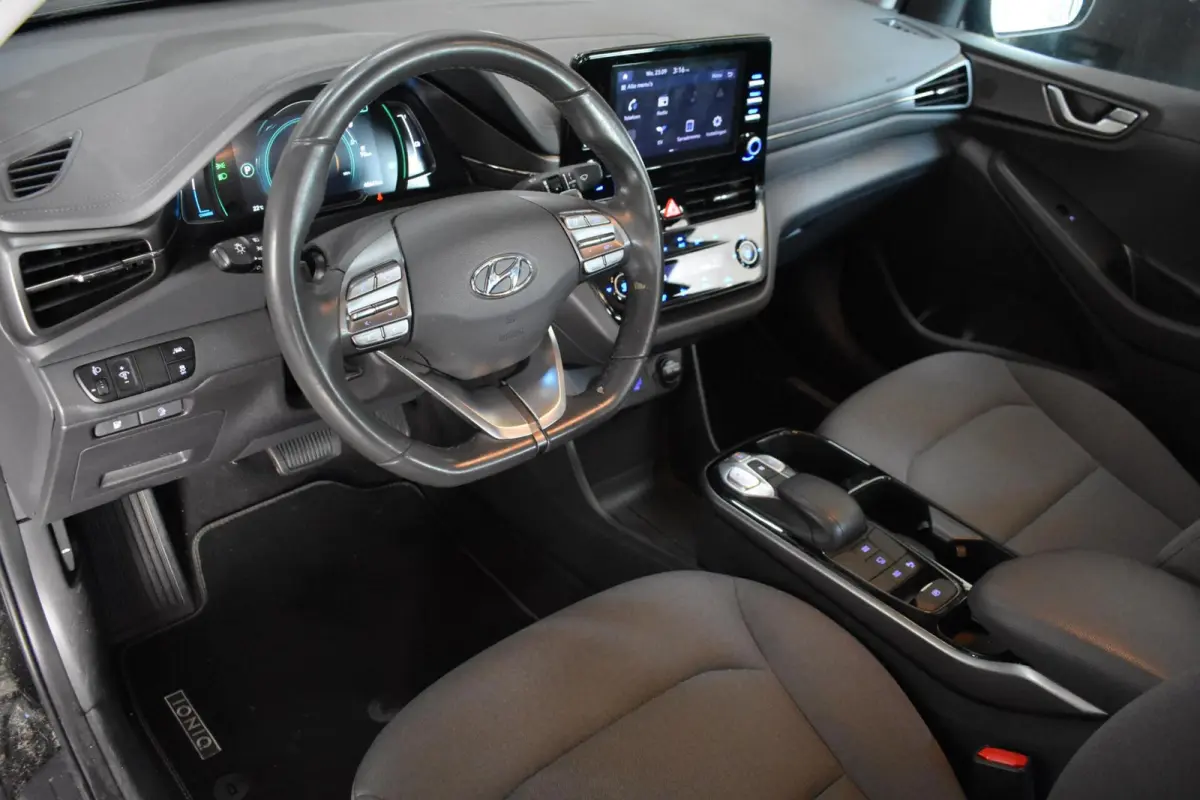 i-Motion EV 38 kWh | Camera | Keyless | Carplay |