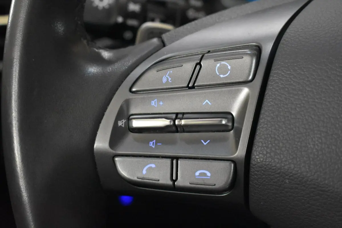 i-Motion EV 38 kWh | Camera | Keyless | Carplay |