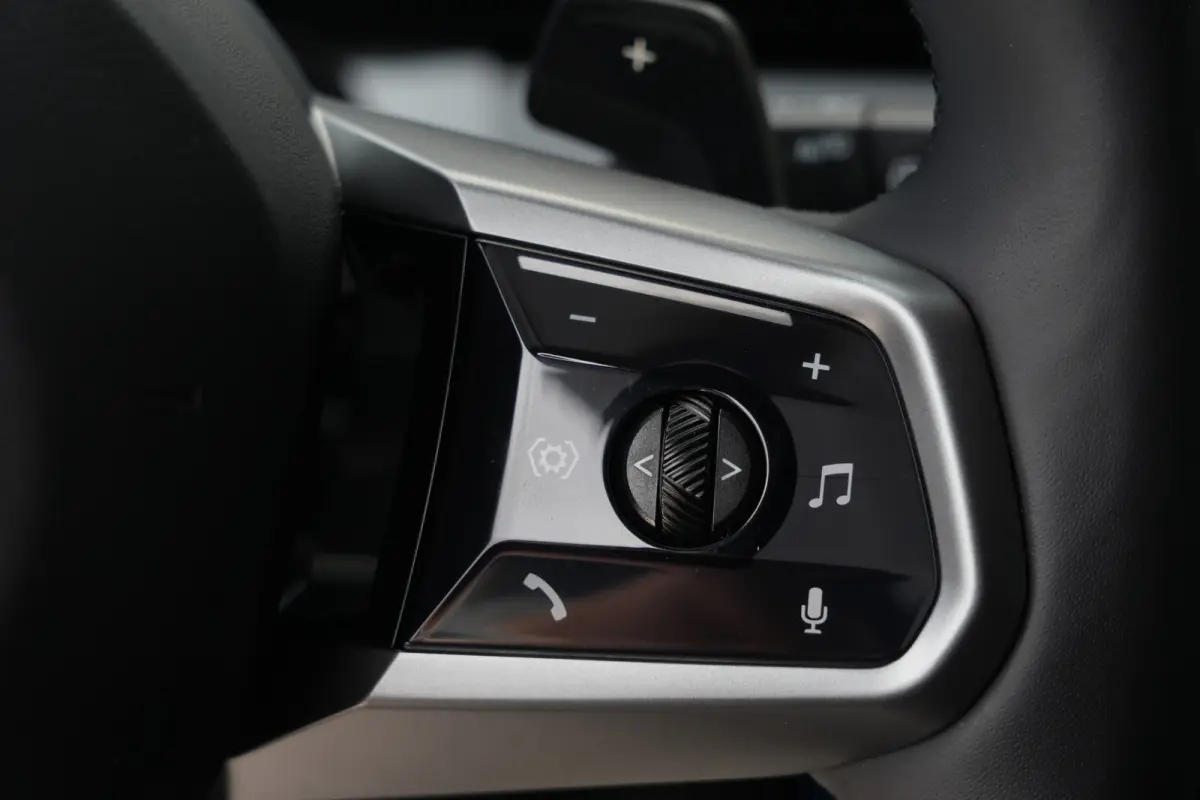 30e xDrive M Sport | 300PK | Pano | HUD | 360° | Harman Kardon | 20" | Keyless | Driving Assistant Professional | BMW X3 30e xDrive M Sport 300 PK Plug-in Hybrid met 2.0 viercilinder, panor