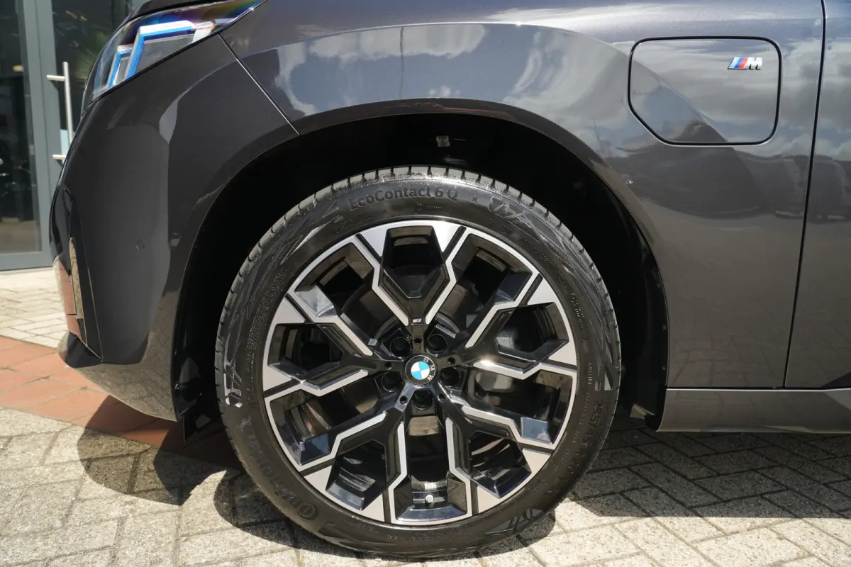 30e xDrive M Sport | 300PK | Pano | HUD | 360° | Harman Kardon | 20" | Keyless | Driving Assistant Professional | BMW X3 30e xDrive M Sport 300 PK Plug-in Hybrid met 2.0 viercilinder, panor