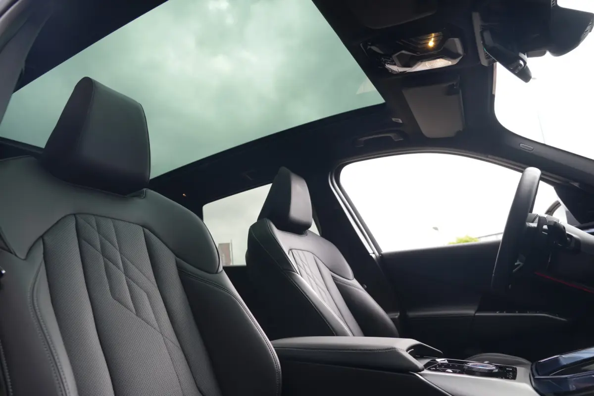 30e xDrive M Sport | 300PK | Pano | HUD | 360° | Harman Kardon | 20" | Keyless | Driving Assistant Professional | BMW X3 30e xDrive M Sport 300 PK Plug-in Hybrid met 2.0 viercilinder, panor