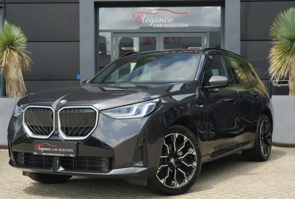 30e xDrive M Sport | 300PK | Pano | HUD | 360° | Harman Kardon | 20" | Keyless | Driving Assistant Professional | BMW X3 30e xDrive M Sport 300 PK Plug-in Hybrid met 2.0 viercilinder, panor