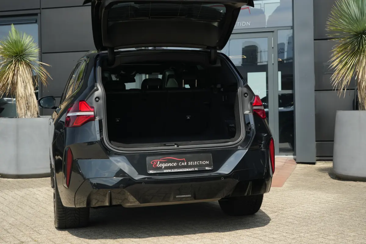30e xDrive M Sport | 300PK | Pano | HUD | 360° | Harman Kardon | 20" | Keyless | Driving Assistant Professional | BMW X3 30e xDrive M Sport 300 PK Plug-in Hybrid met 2.0 viercilinder, panor