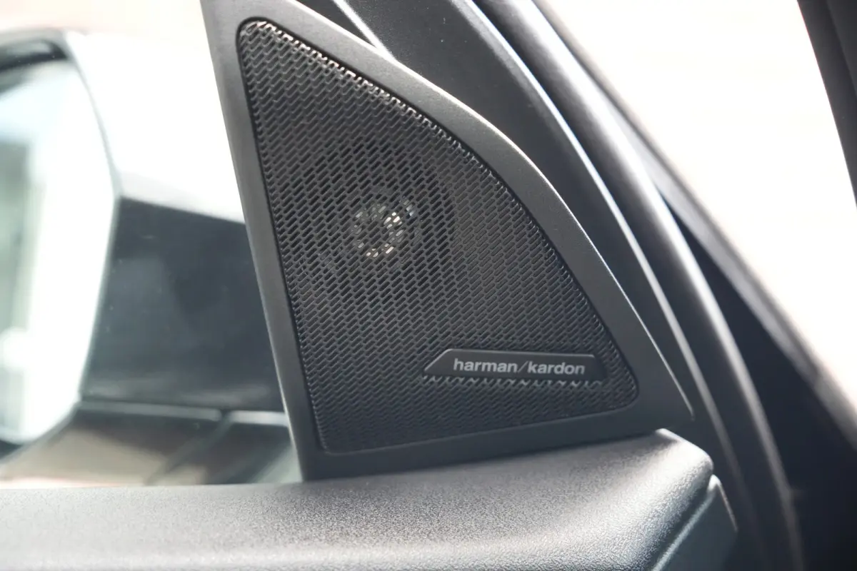 30e xDrive M Sport | 300PK | Pano | HUD | 360° | Harman Kardon | 20" | Keyless | Driving Assistant Professional | BMW X3 30e xDrive M Sport 300 PK Plug-in Hybrid met 2.0 viercilinder, panor
