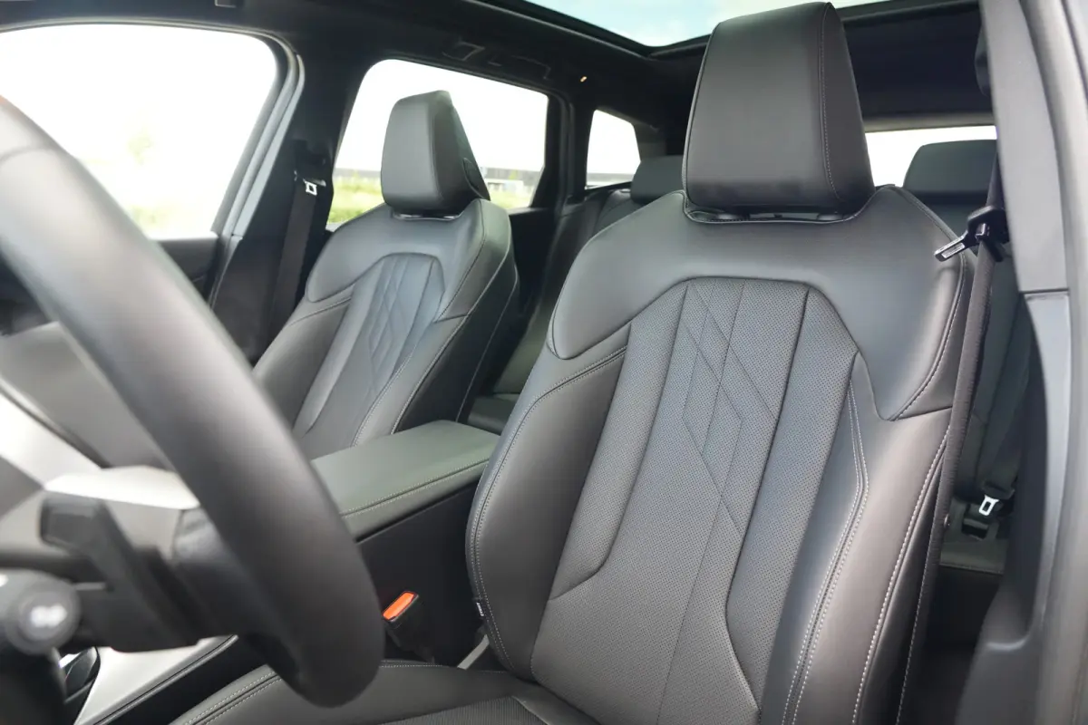 30e xDrive M Sport | 300PK | Pano | HUD | 360° | Harman Kardon | 20" | Keyless | Driving Assistant Professional | BMW X3 30e xDrive M Sport 300 PK Plug-in Hybrid met 2.0 viercilinder, panor