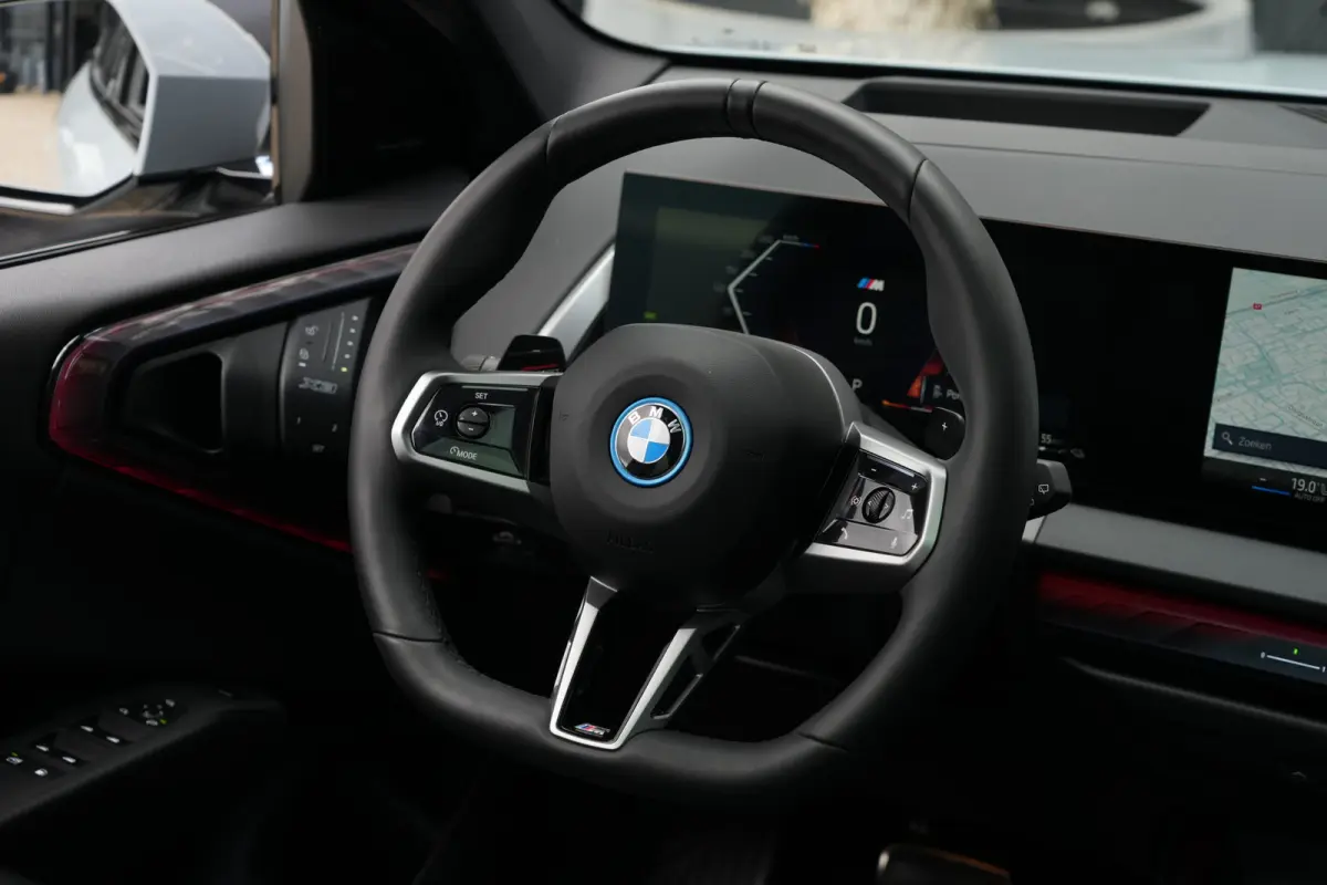 30e xDrive M Sport | 300PK | Pano | HUD | 360° | Harman Kardon | 20" | Keyless | Driving Assistant Professional | BMW X3 30e xDrive M Sport 300 PK Plug-in Hybrid met 2.0 viercilinder, panor