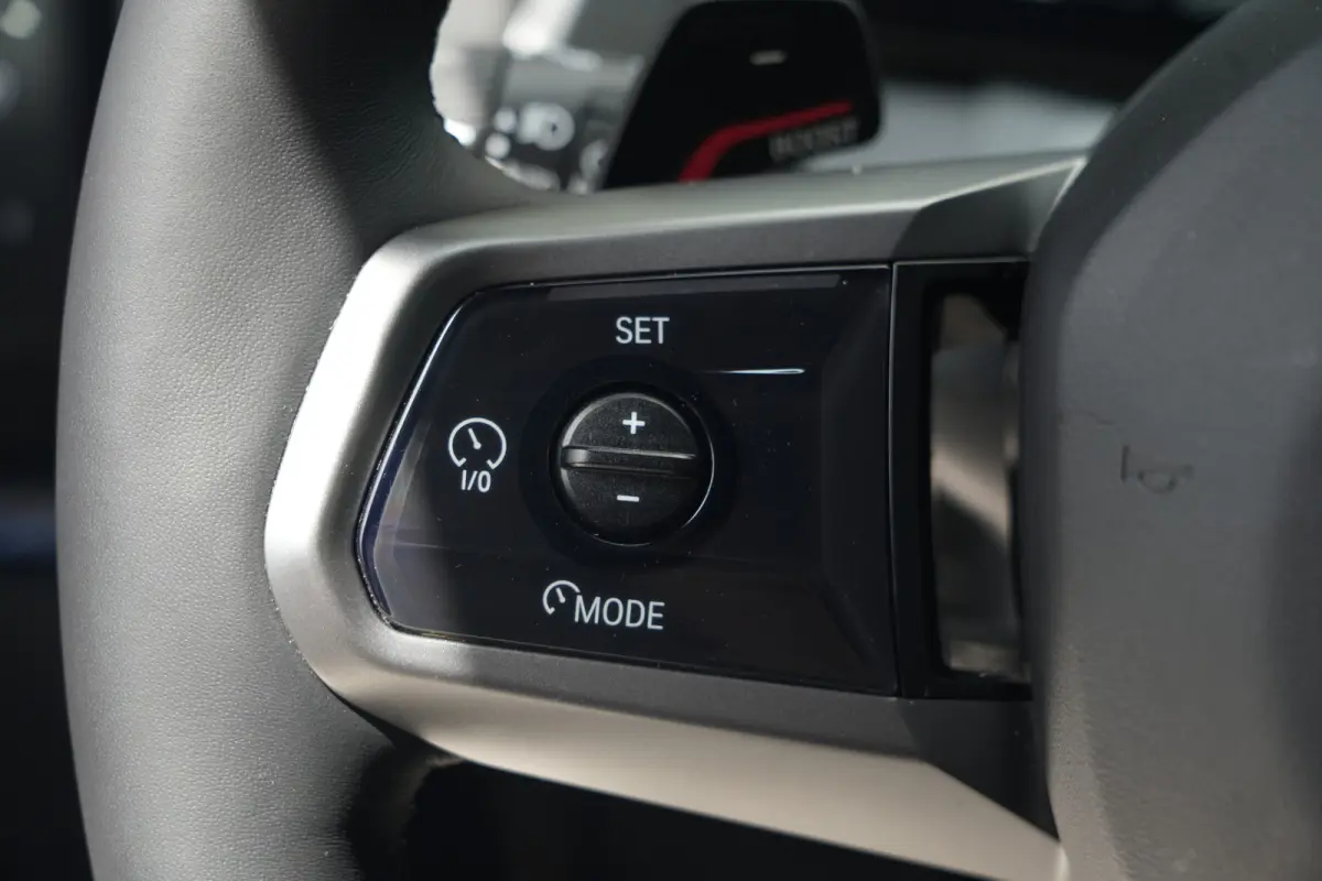 30e xDrive M Sport | 300PK | Pano | HUD | 360° | Harman Kardon | 20" | Keyless | Driving Assistant Professional | BMW X3 30e xDrive M Sport 300 PK Plug-in Hybrid met 2.0 viercilinder, panor