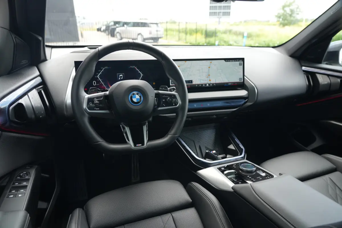 30e xDrive M Sport | 300PK | Pano | HUD | 360° | Harman Kardon | 20" | Keyless | Driving Assistant Professional | BMW X3 30e xDrive M Sport 300 PK Plug-in Hybrid met 2.0 viercilinder, panor
