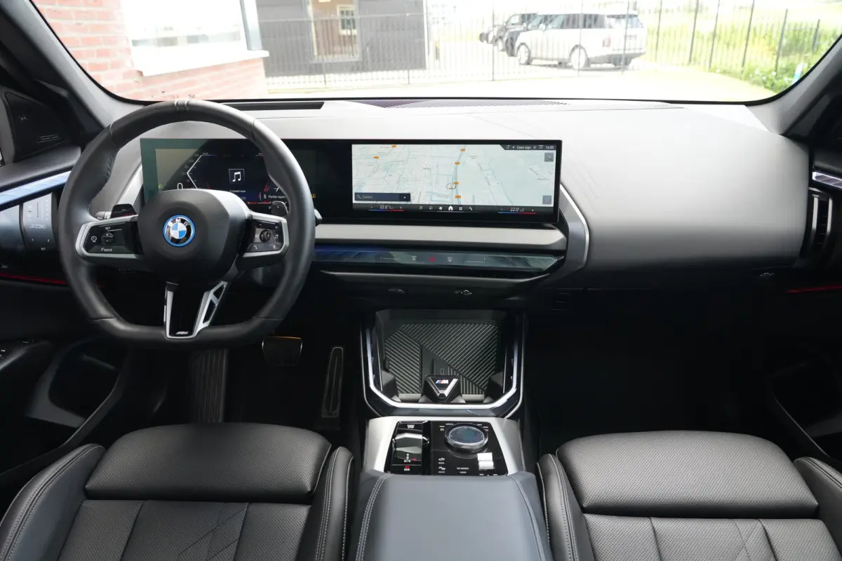 30e xDrive M Sport | 300PK | Pano | HUD | 360° | Harman Kardon | 20" | Keyless | Driving Assistant Professional | BMW X3 30e xDrive M Sport 300 PK Plug-in Hybrid met 2.0 viercilinder, panor
