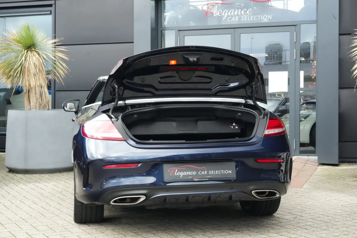 400 4MATIC AMG Prestige | 334PK | Burmester | Airscarf | 360° | Een bijzonder fraaie Mercedes-Benz C 400 4MATIC Cabriolet met de krachtige 3.0 liter V6-benzinemotor, goed voor maar liefst 3