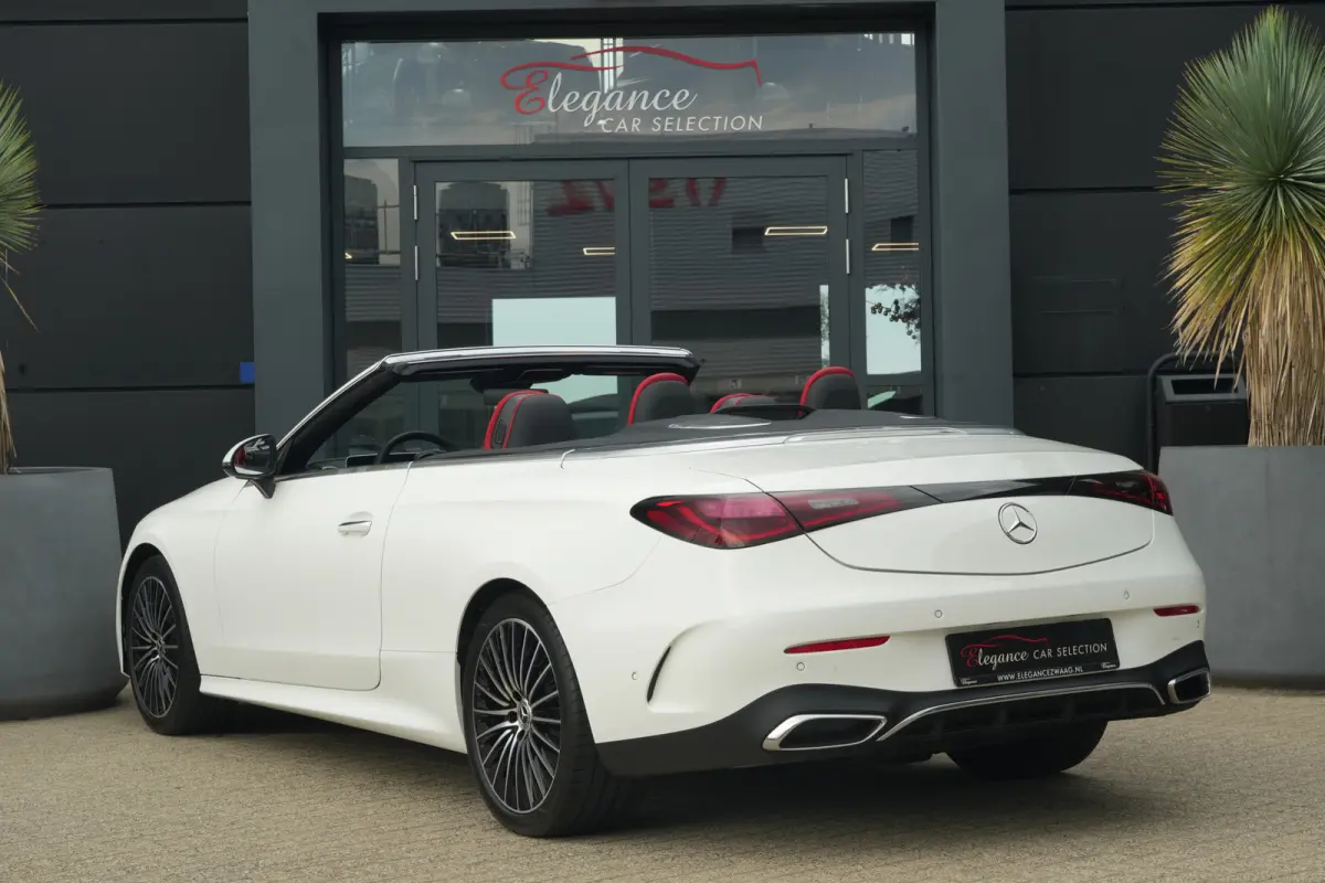 200 AMG Line | 204PK | Burmester | Airscarf | Memory | ACC | Mercedes-Benz CLE Cabriolet 200 AMG Line 204 PK met 2.0 viercilinder benzinemotor, lederen bekleding, Burmester audiosysteem, nav