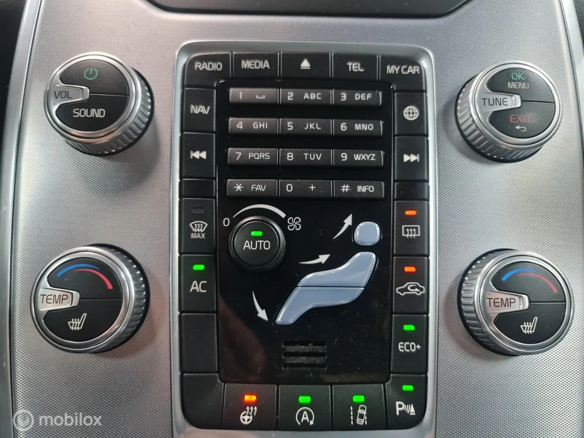2.0 T4 Dynamic Edition | Adaptieve Cruise | Trekhaak | Camera | BLISS | Distributieriem V.V. | Dealer Onderhouden | Stuurwielverwarming