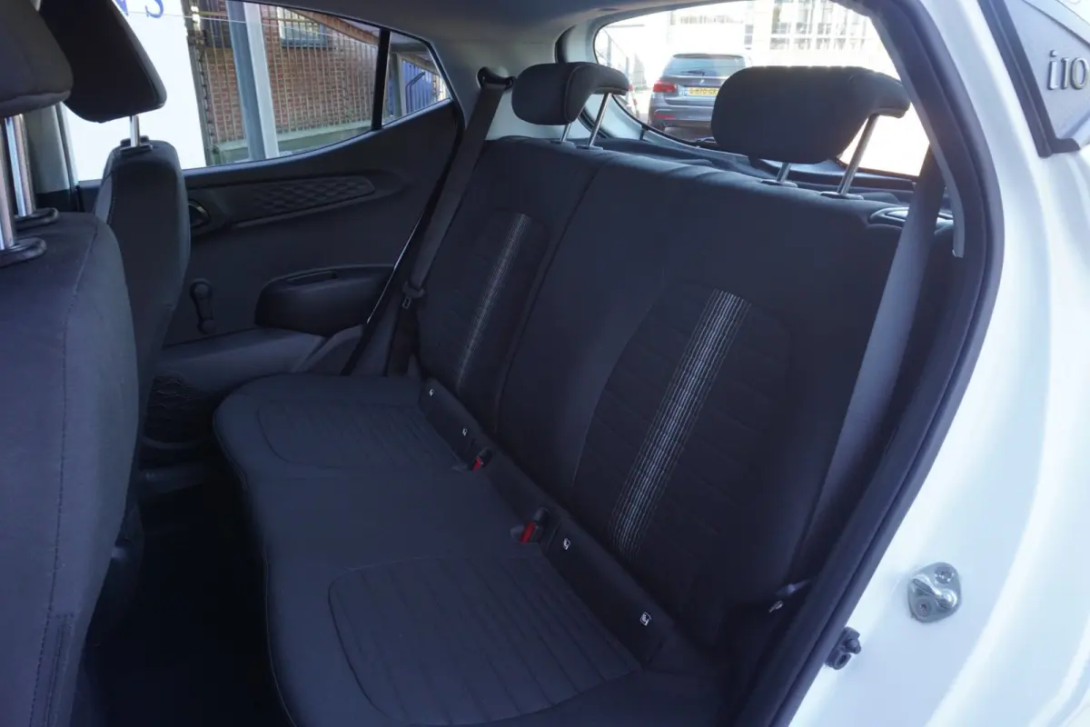1.0 Comfort / Apple-Carplay / Cruise / Airco / Elek-Pakket / Lane-Assist / PDC / = SUPER ONDERHOUDEN !!