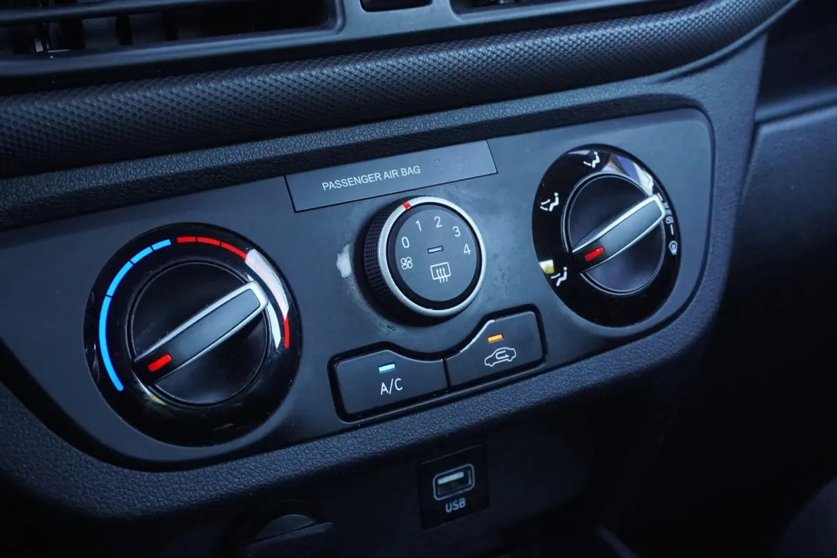 1.0 Comfort / Apple-Carplay / Cruise / Airco / Elek-Pakket / Lane-Assist / PDC / = SUPER ONDERHOUDEN !!