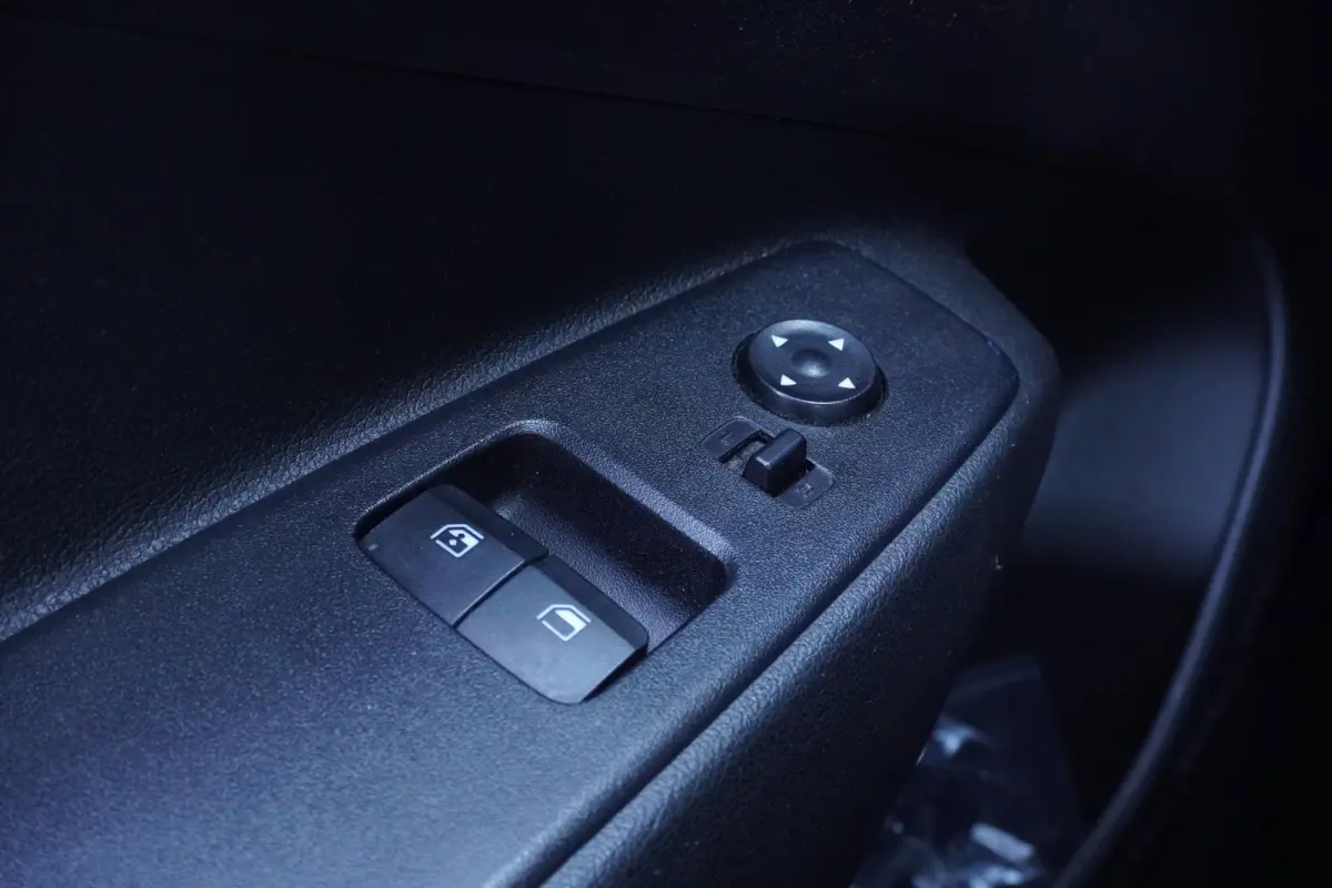 1.0 Comfort / Apple-Carplay / Cruise / Airco / Elek-Pakket / Lane-Assist / PDC / = SUPER ONDERHOUDEN !!