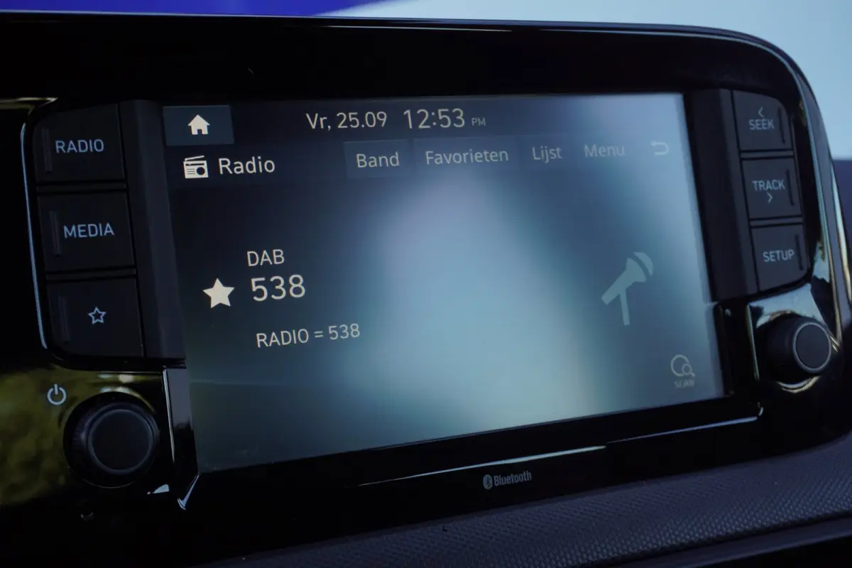 1.0 Comfort / Apple-Carplay / Cruise / Airco / Elek-Pakket / Lane-Assist / PDC / = SUPER ONDERHOUDEN !!