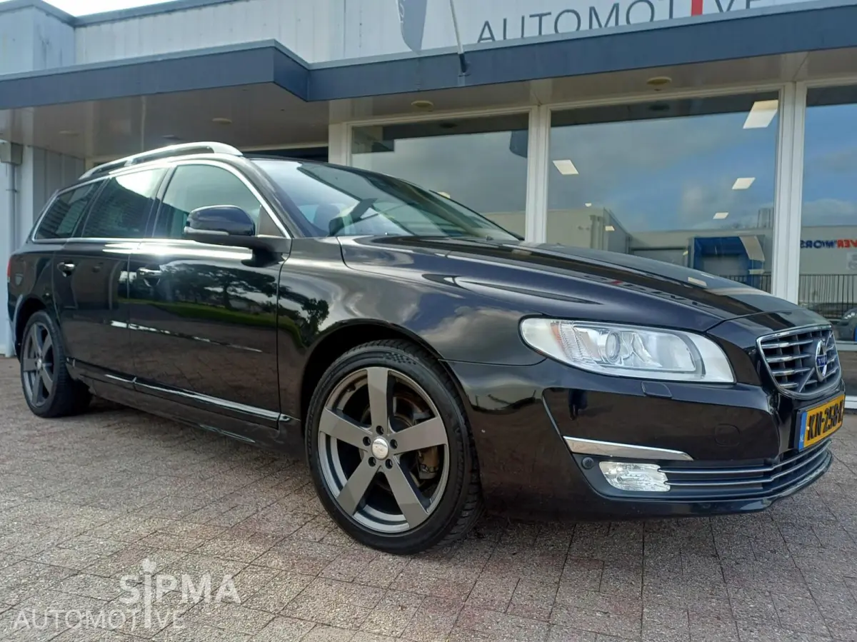 2.0 D4 Polar+/1eig/BTW/Pano/Leder/Xenon/