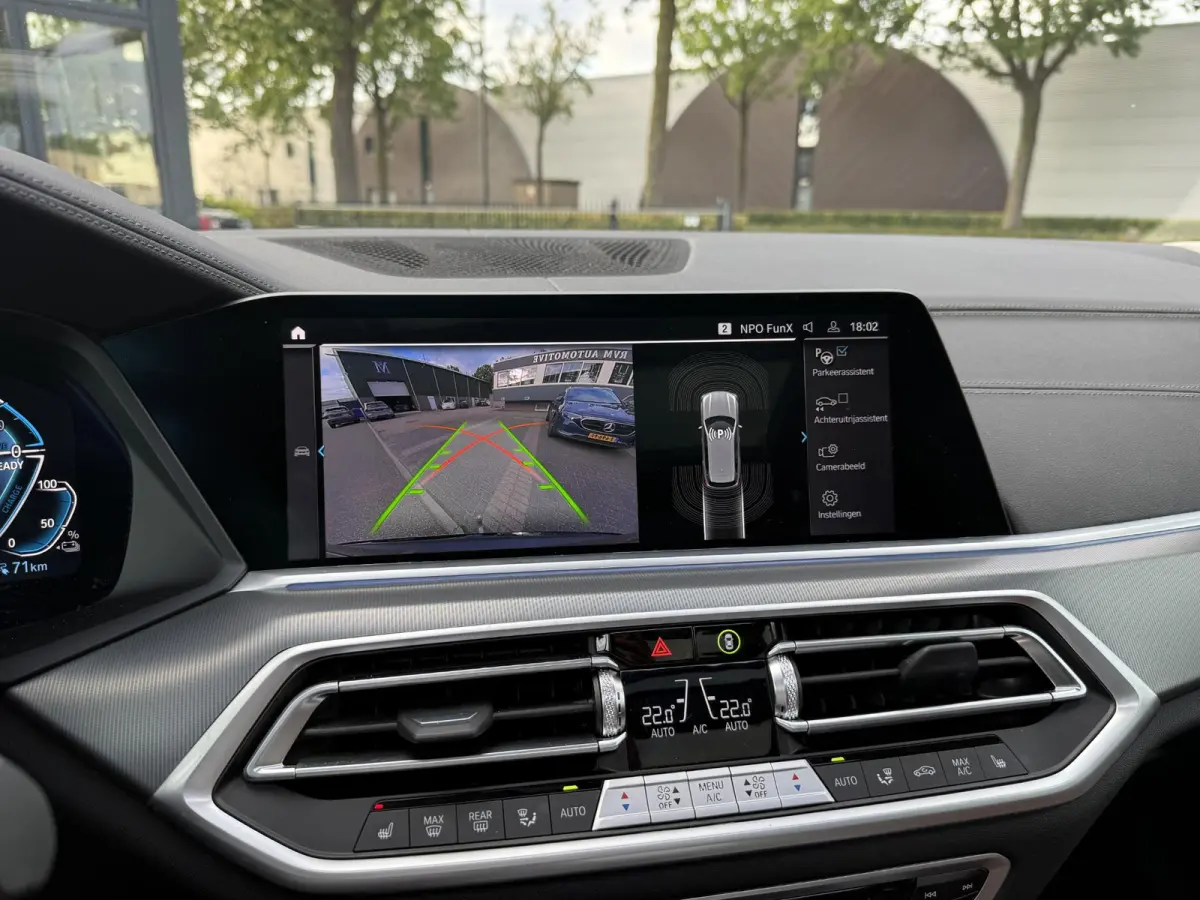 xDrive45e High Executive VAN: € 61.900- VOOR: € 59.877,- UW HERFSTVOORDEEL: € 2.023,-| LASER LED| ELEKTRISCHE TREKHAAK | PANO| HUD| BMW DEALER ONDERHOUDEN| DRIVING ASS. PROFF| KEYLESS 