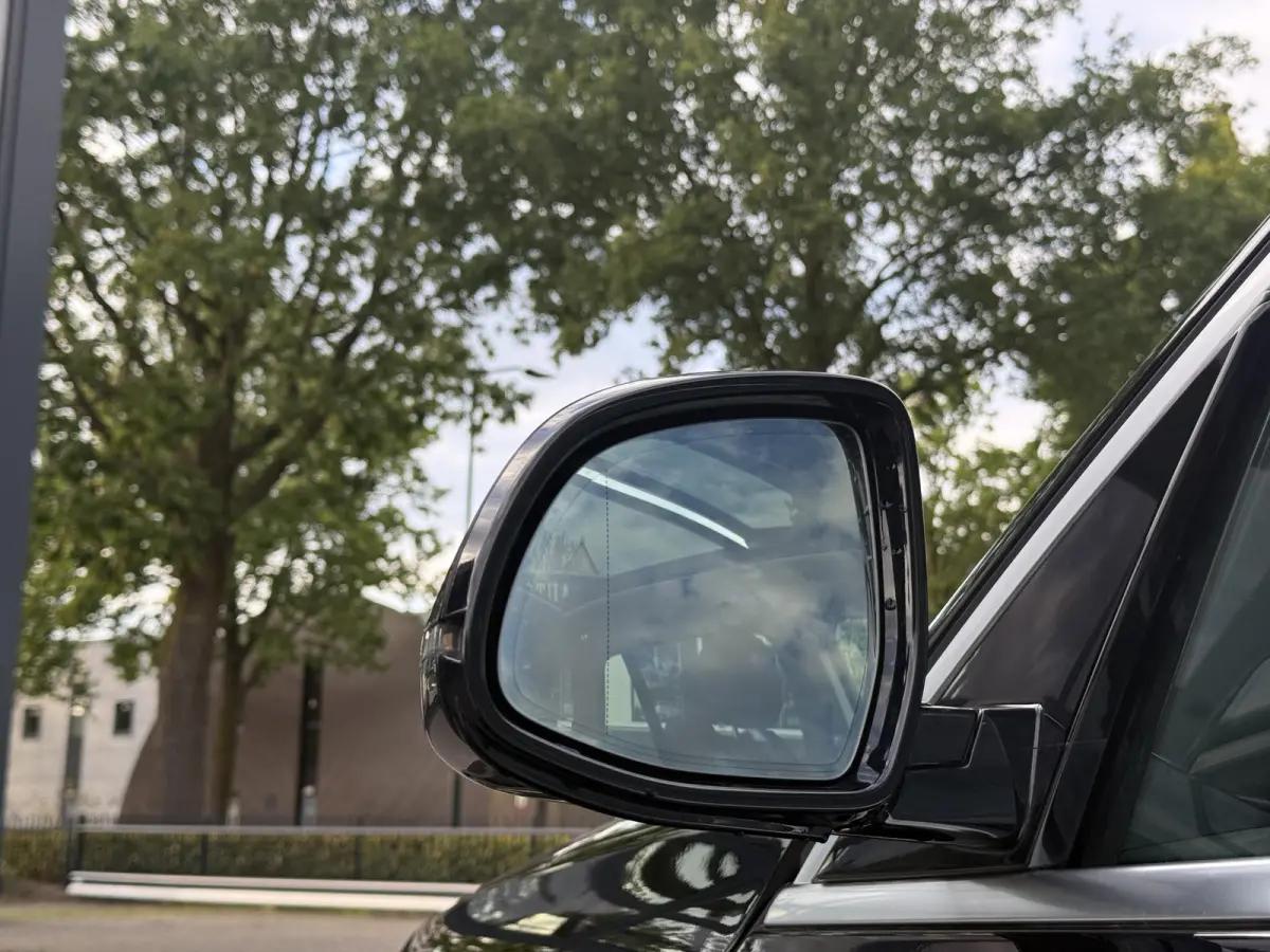 xDrive45e High Executive VAN: € 61.900- VOOR: € 59.877,- UW HERFSTVOORDEEL: € 2.023,-| LASER LED| ELEKTRISCHE TREKHAAK | PANO| HUD| BMW DEALER ONDERHOUDEN| DRIVING ASS. PROFF| KEYLESS 