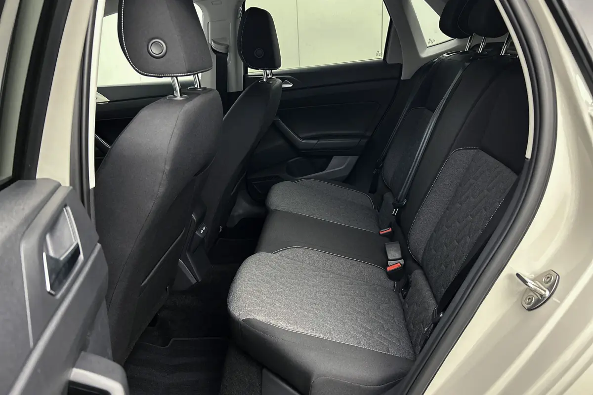 1.0 | LED koplampen | Stoelverwarming | Apple Carplay