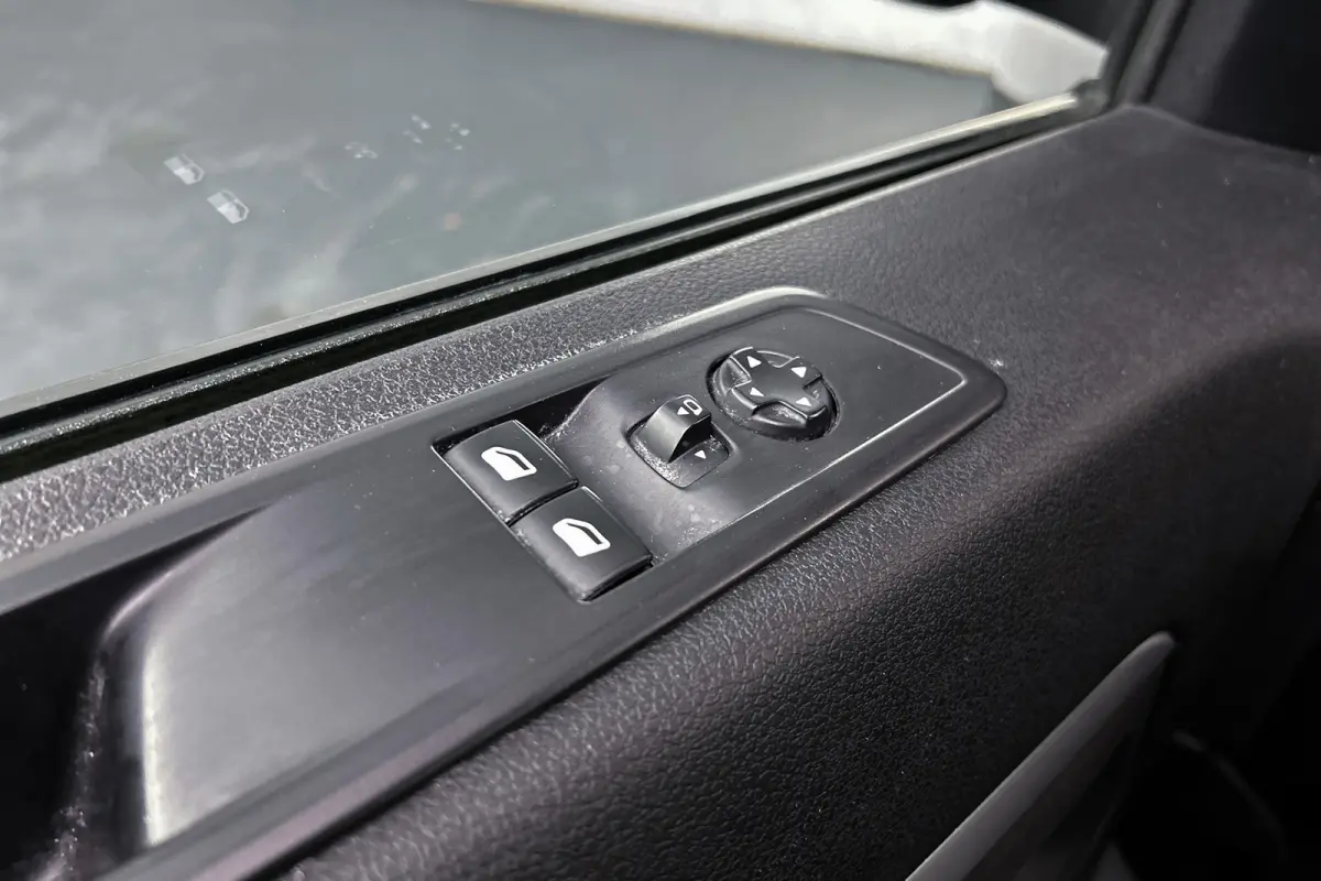 2.0 CDTI 177PK L3 Dubbel cabine | Innovation | Irmscher Sport | Camera | Trekhaak | LED koplampen