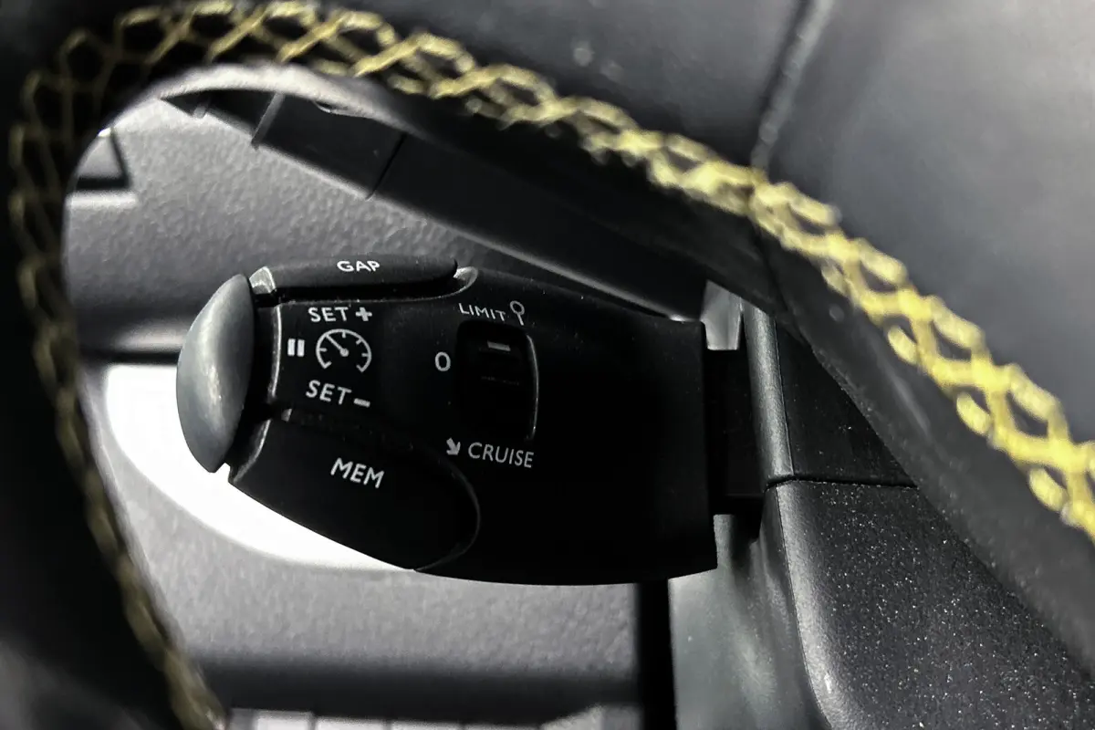 2.0 CDTI 177PK L3 Dubbel cabine | Innovation | Irmscher Sport | Camera | Trekhaak | LED koplampen