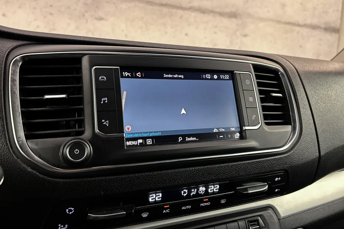 2.0 CDTI 177PK L3 Dubbel cabine | Innovation | Irmscher Sport | Camera | Trekhaak | LED koplampen