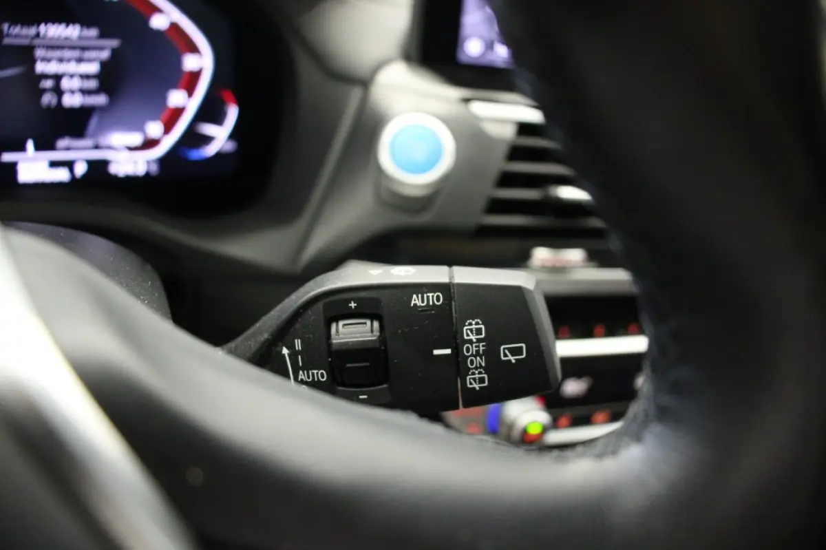 Executive 80 kWh - Panorama, Carplay, Camera, Leer, Stoelverw. Memory, SOH 97,6%