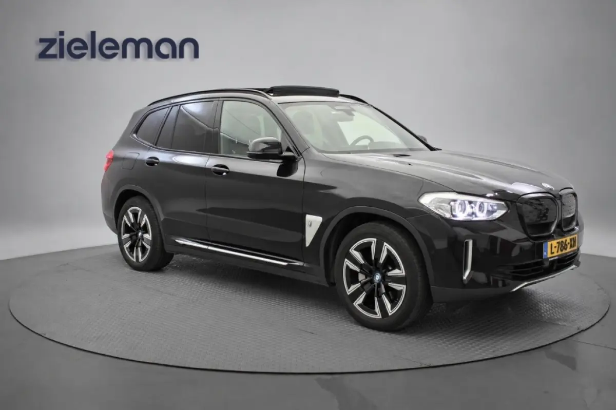 Executive 80 kWh - Panorama, Carplay, Camera, Leer, Stoelverw. Memory, SOH 97,6%