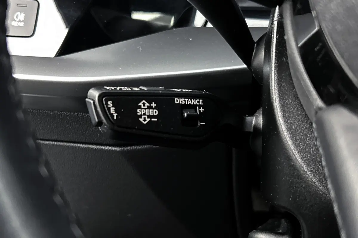 30 TFSI Advanced edition | Apple Carplay | Adaptieve cruise control