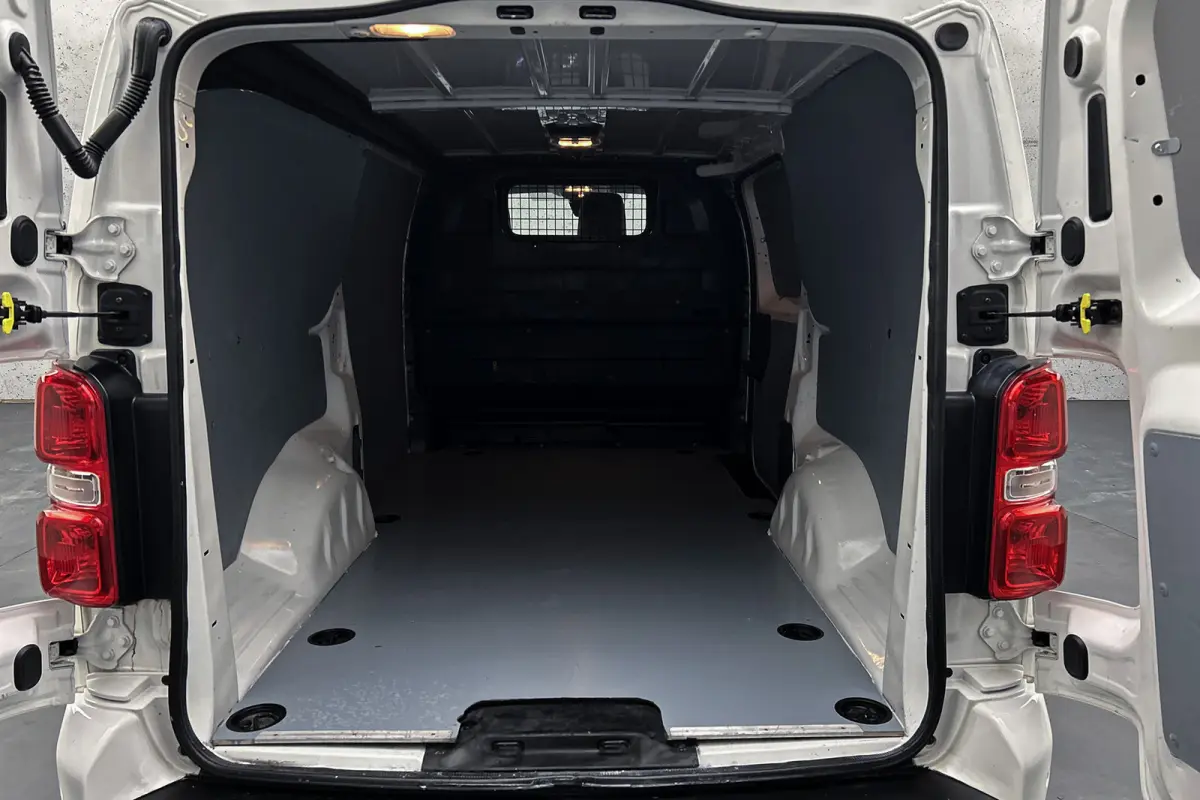 2.0 HDI 180 XL Automaat L3 | Driver | Apple Carplay | Trekhaak | Camera