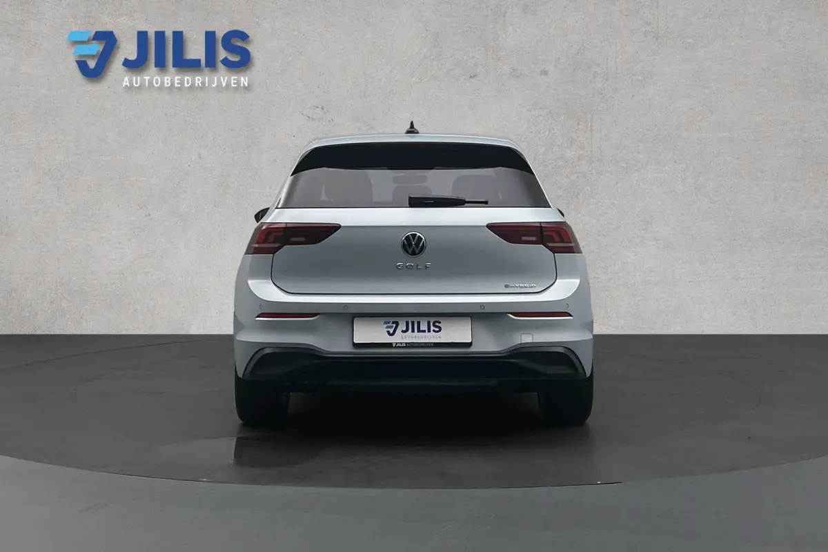 Life plus 1.5 TSI eHybrid | Stoelverwarming | Adaptieve cruise control | Camera