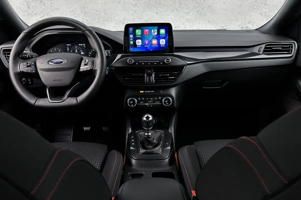 1.0 EcoBoost Hybrid ST Line Business | Trekhaak | Camera | Airco