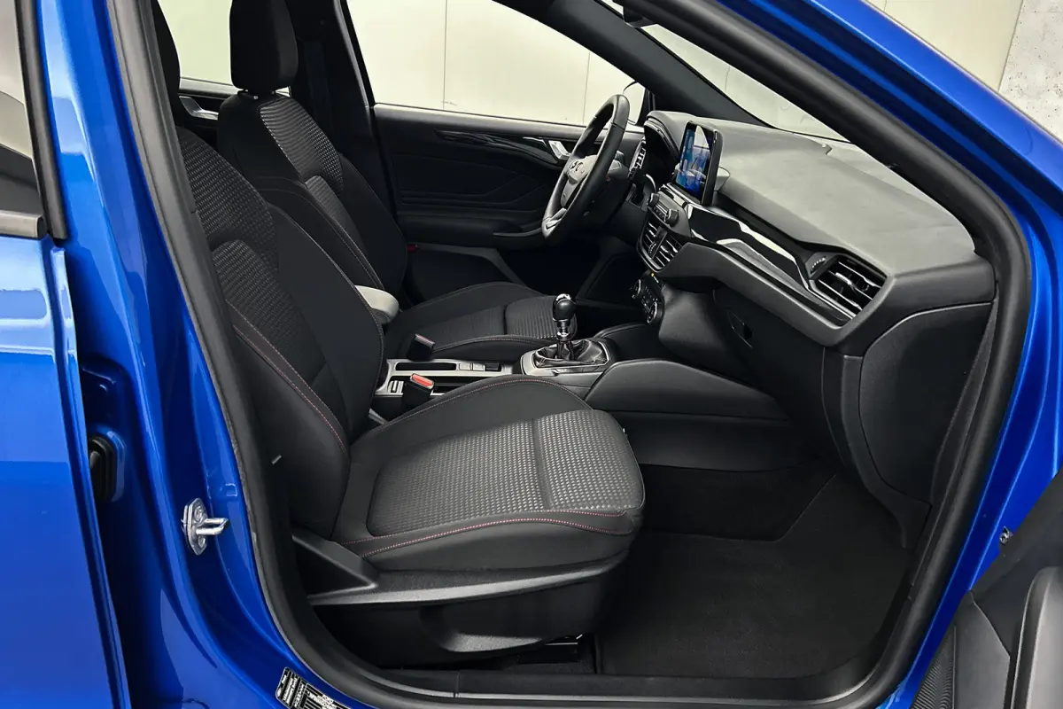1.0 EcoBoost Hybrid ST Line Business | Trekhaak | Camera | Airco