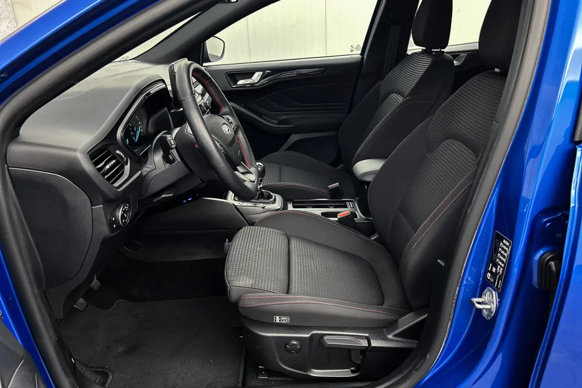 1.0 EcoBoost Hybrid ST Line Business | Trekhaak | Camera | Airco