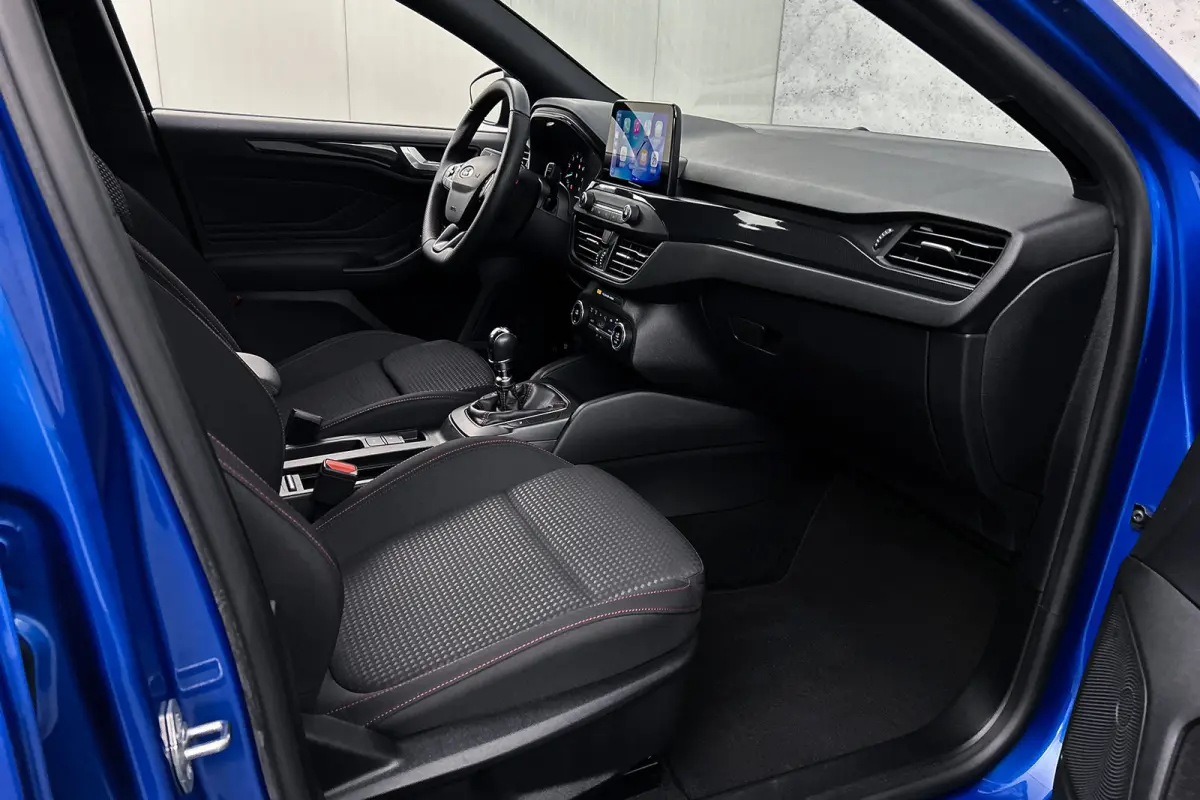 1.0 EcoBoost Hybrid ST Line Business | Trekhaak | Camera | Airco