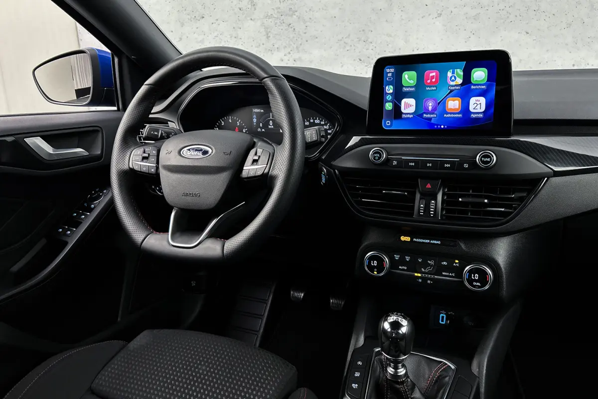 1.0 EcoBoost Hybrid ST Line Business | Trekhaak | Camera | Airco