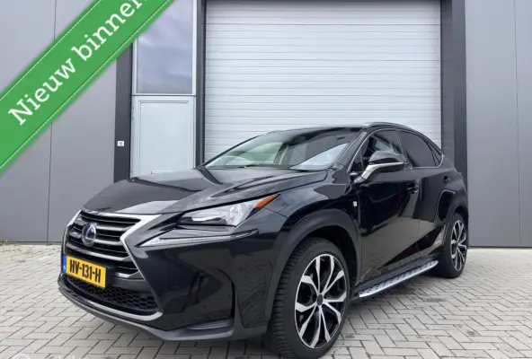 300h AWD 25th Edition