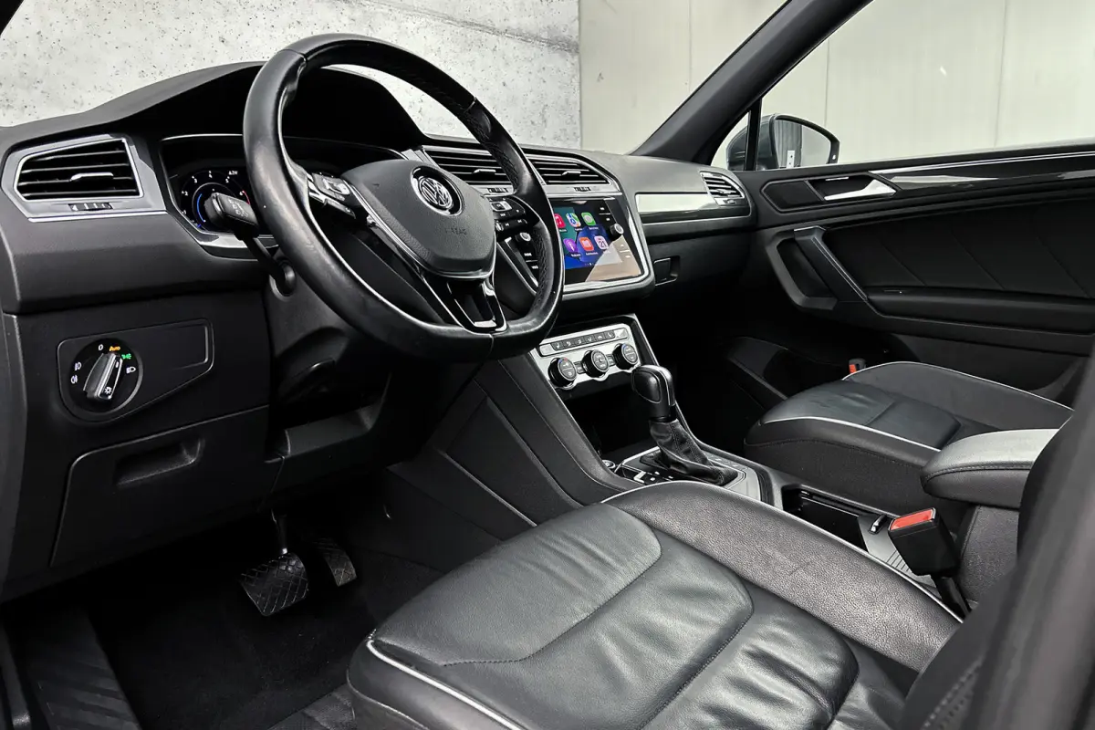 1.5 TSI Business R-line | Trekhaak | Adaptieve cruise control | LED koplampen