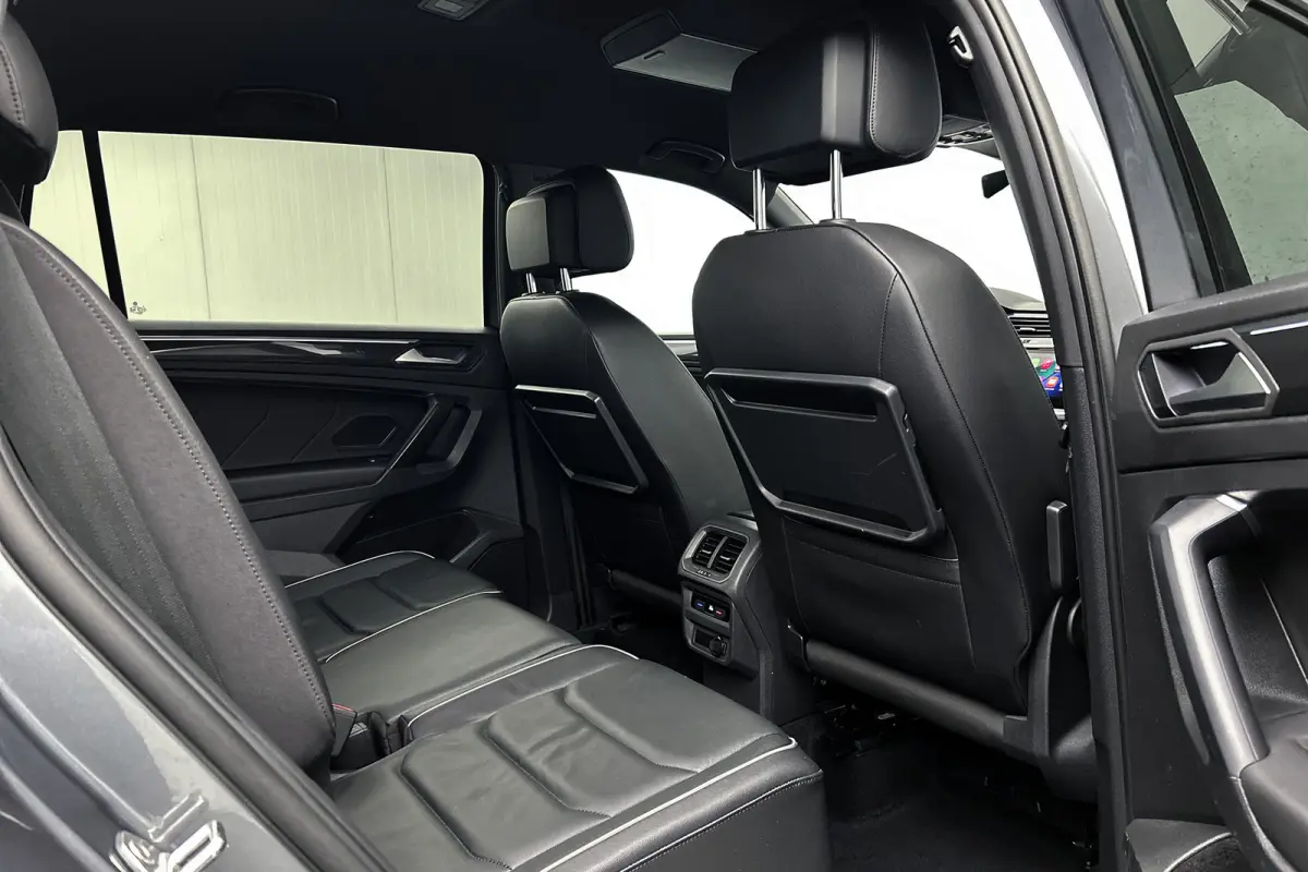 1.5 TSI Business R-line | Trekhaak | Adaptieve cruise control | LED koplampen