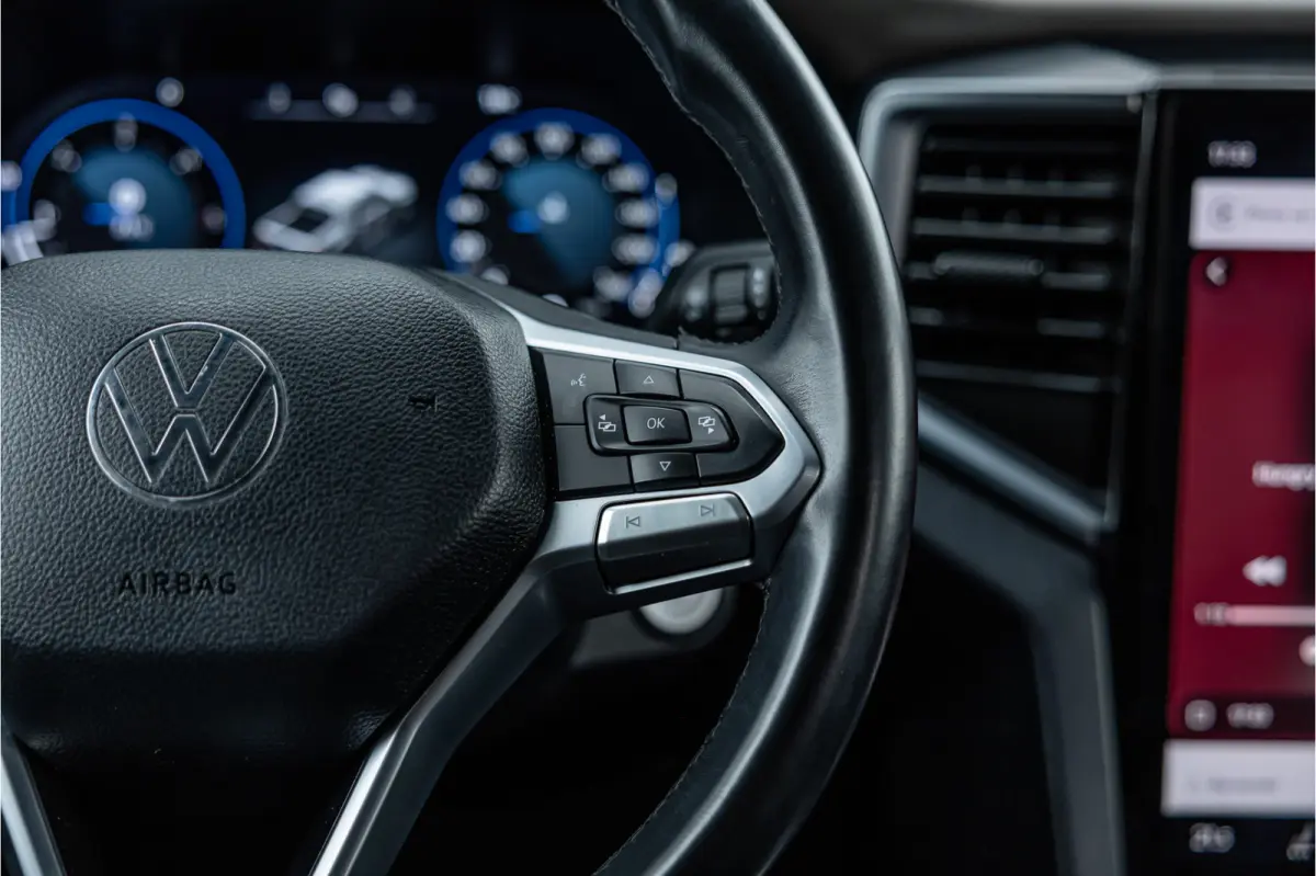 3.0 TDI 4Motion Aventura | ACC | 360 Camera | Harman Kardon | Lederen bekleding | Bi-Xenon | Trekhaak | Blind spot | Navigatie | CarPlay | Dealer onderhouden | Grijs kenteken | Stoelverwarmi