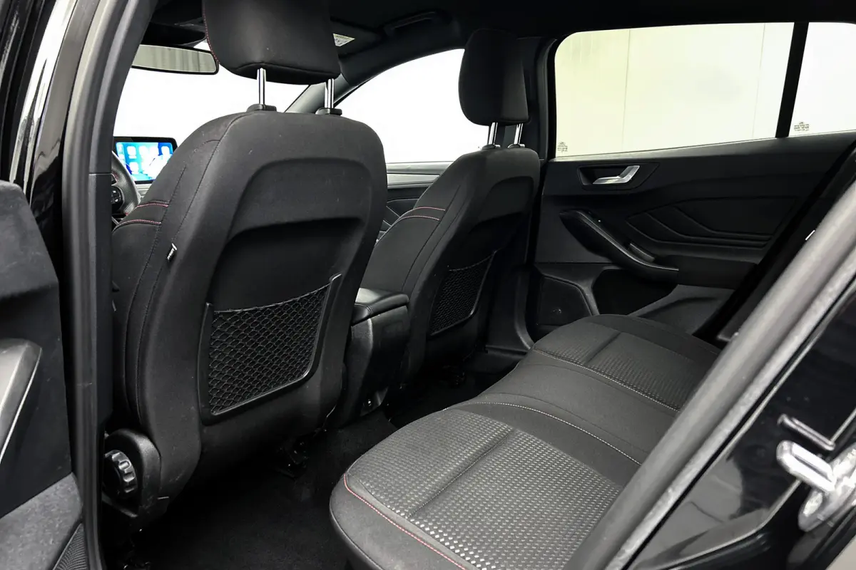 1.0 EcoBoost Hybrid ST Line | Camera | Stoelverwarming