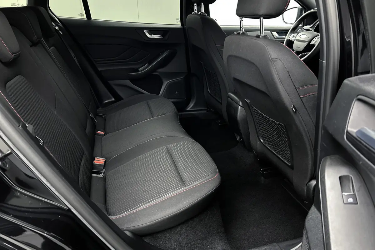 1.0 EcoBoost Hybrid ST Line | Camera | Stoelverwarming